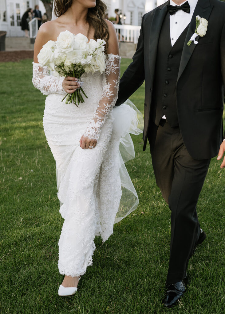 Editorial summer wedding photos in Colorado