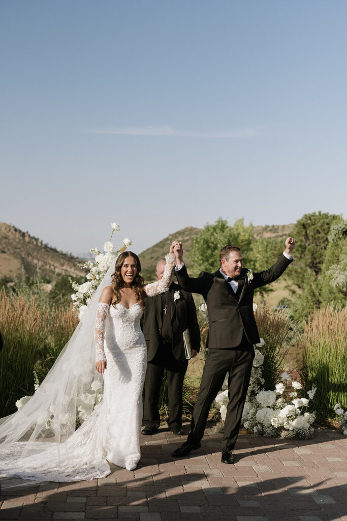 Colorado summer wedding ceremony in Littleton