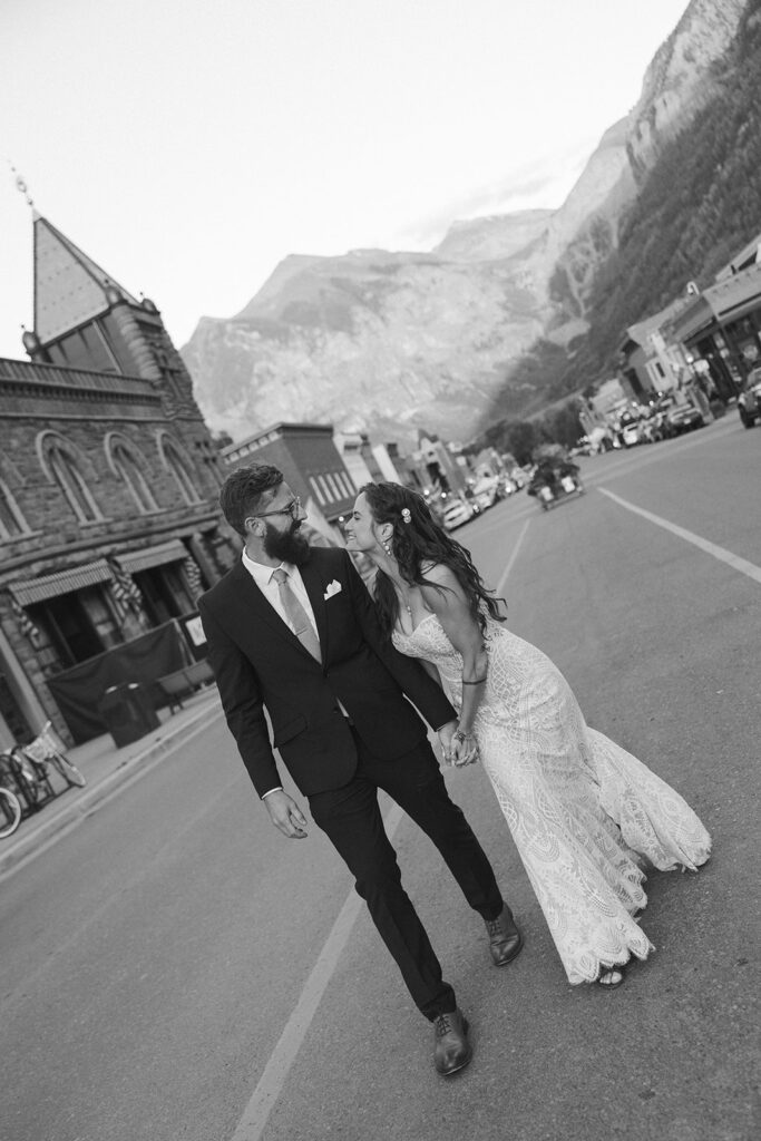 Apres ski town wedding photos in Telluride
