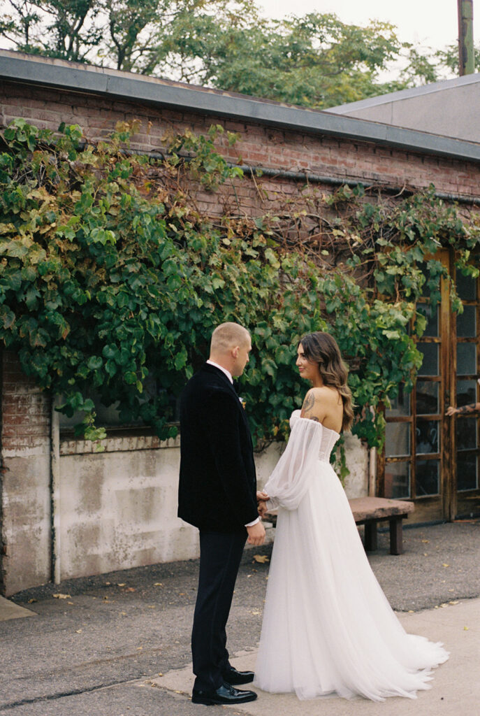 Bride and groom | super 8 wedding film