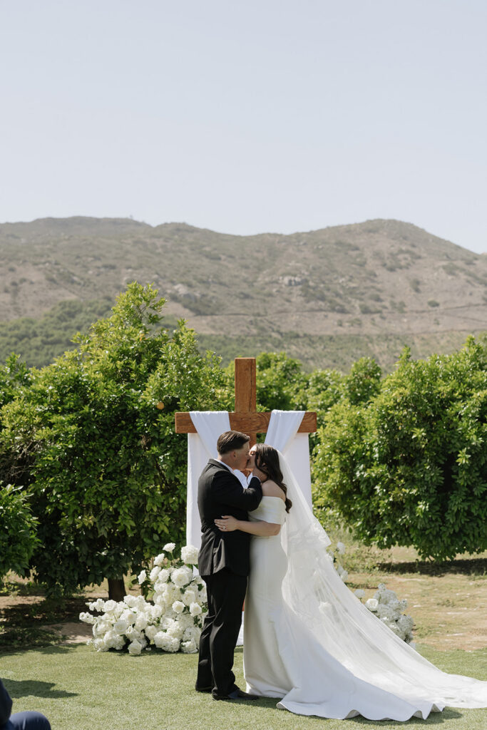 Sunny, summer Rancho Guejito wedding ceremony in San Diego